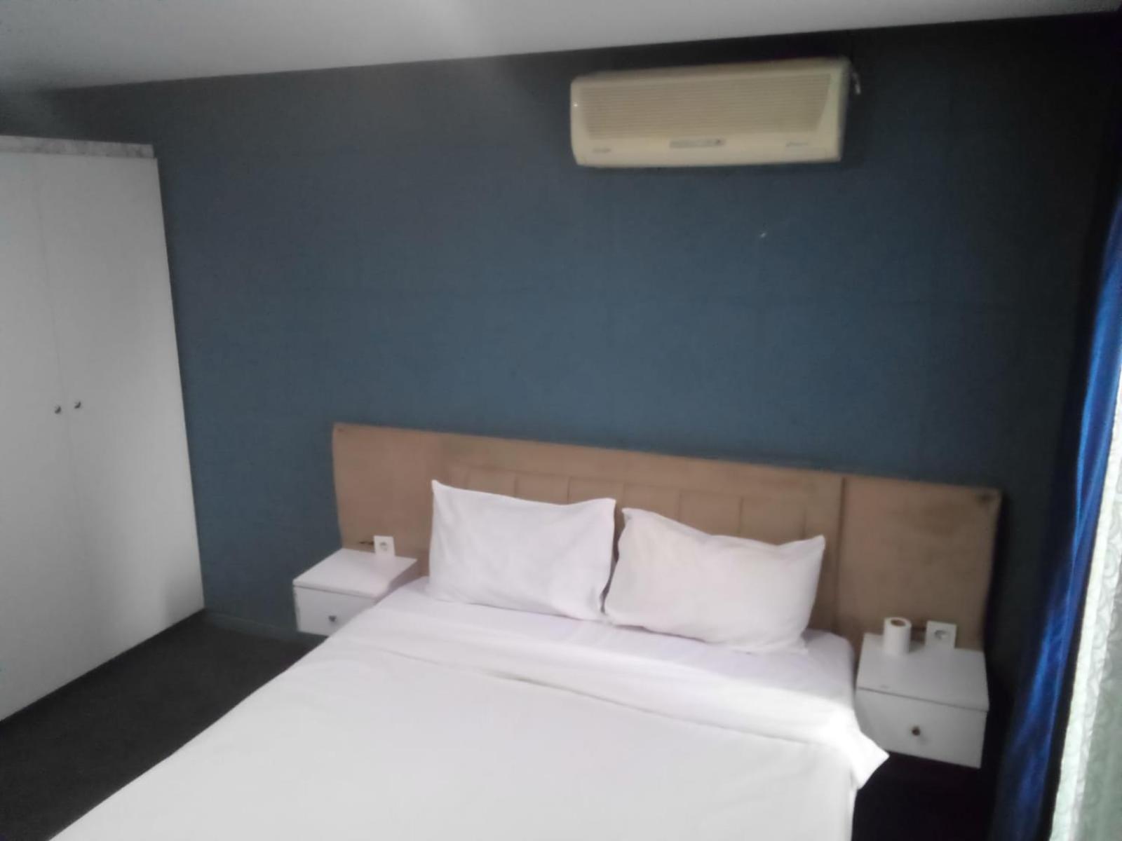 Elite Brand Hotel — Photos 3